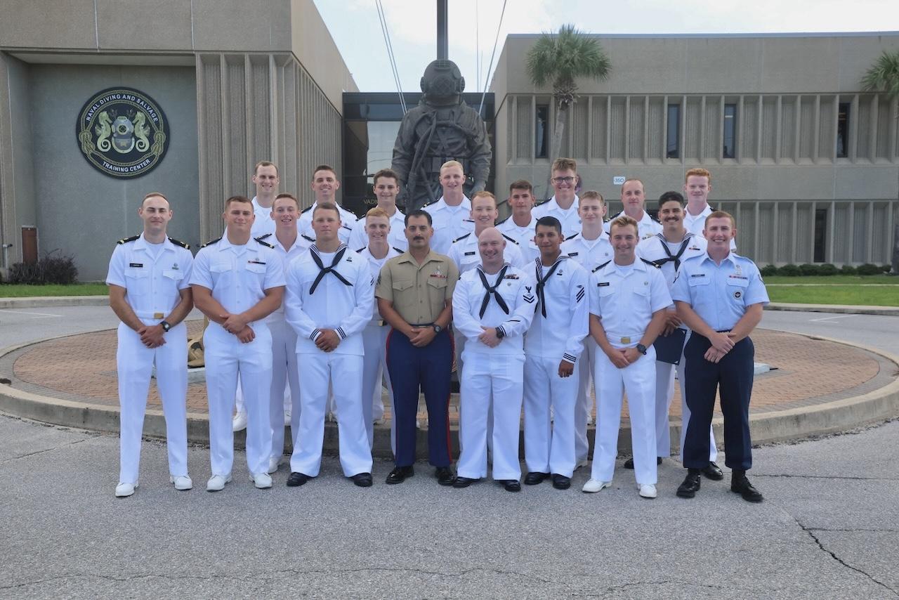 25-60-SC Class Picture